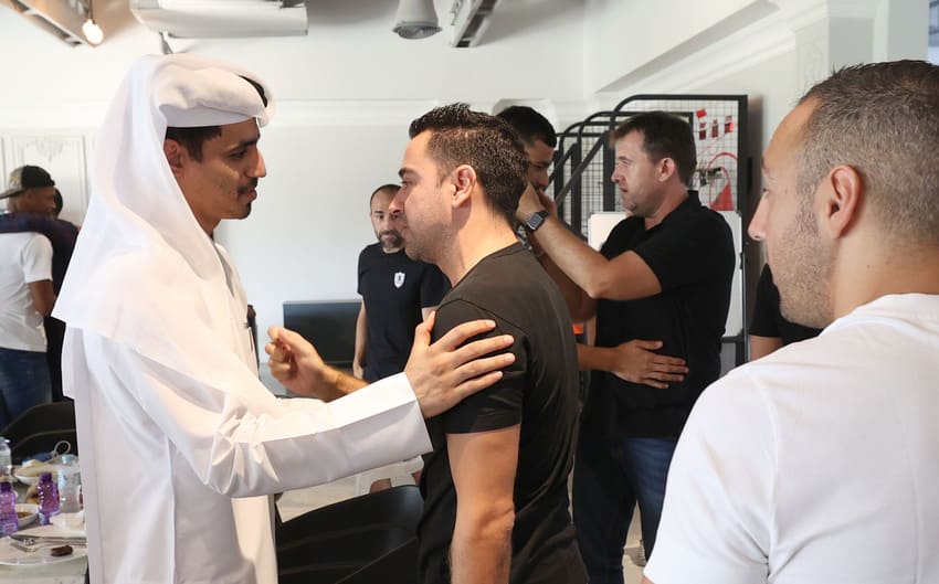 السد يوافق على انتقال تشافي إلى برشلونة